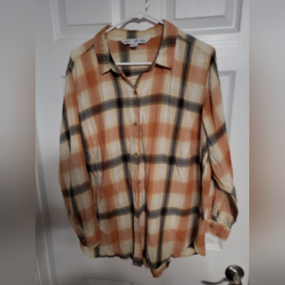 Old Navy Women's Plaid Button-Down Shirt in Orange and Black